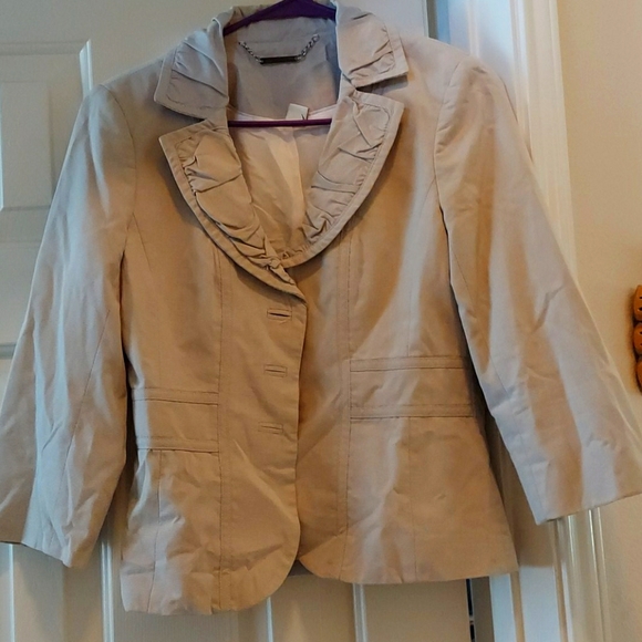 Blazer - Picture 1 of 3